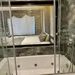 Golden Rose Deluxe