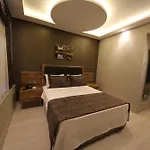 Hotel Golden Rose Deluxe 3*