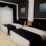 Golden Rose Deluxe Hotel 3*