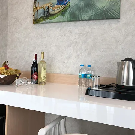 Golden Rose Deluxe 3*