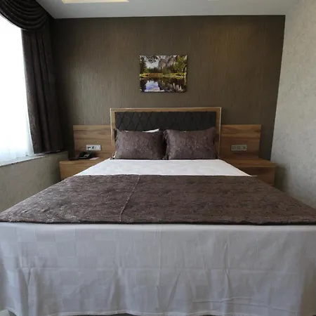 Golden Rose Deluxe 3* Manisa