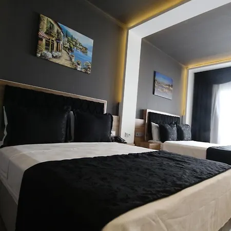 Golden Rose Deluxe 3*