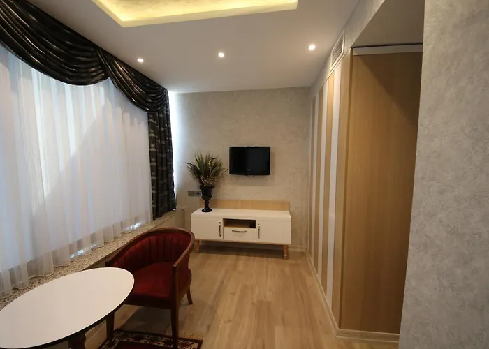 Golden Rose Deluxe Manisa