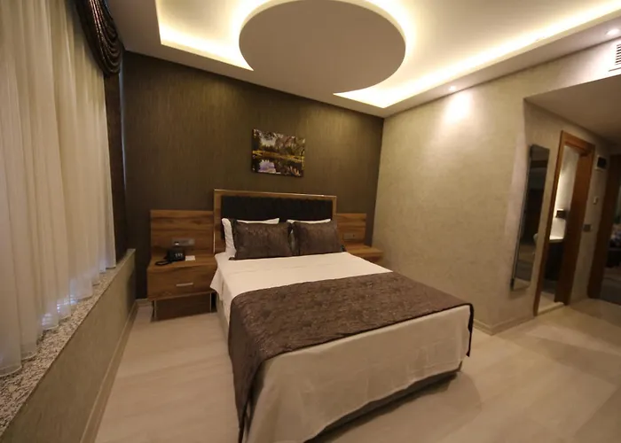 Szálloda Golden Rose Deluxe 3*