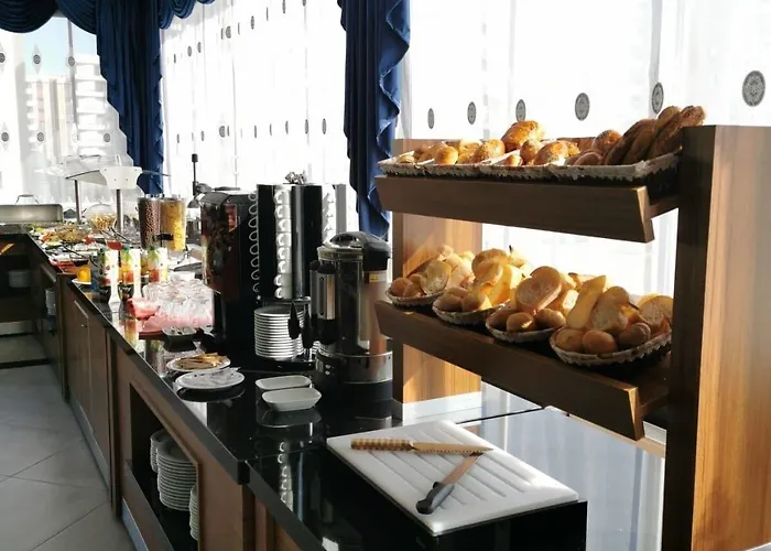 Hotel Golden Rose Deluxe 3*